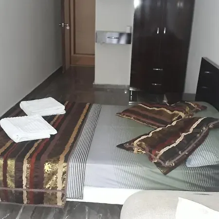 Séjour chez l'habitant Lara Camlik *